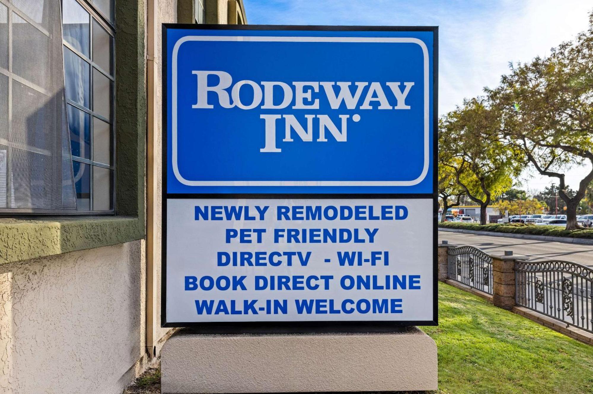 Rodeway Inn Santa Ana Exteriör bild